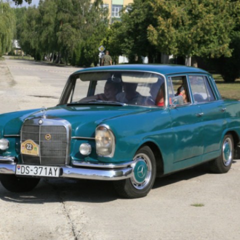 Mercedes Benz 220, typ W111, r.v. 1960